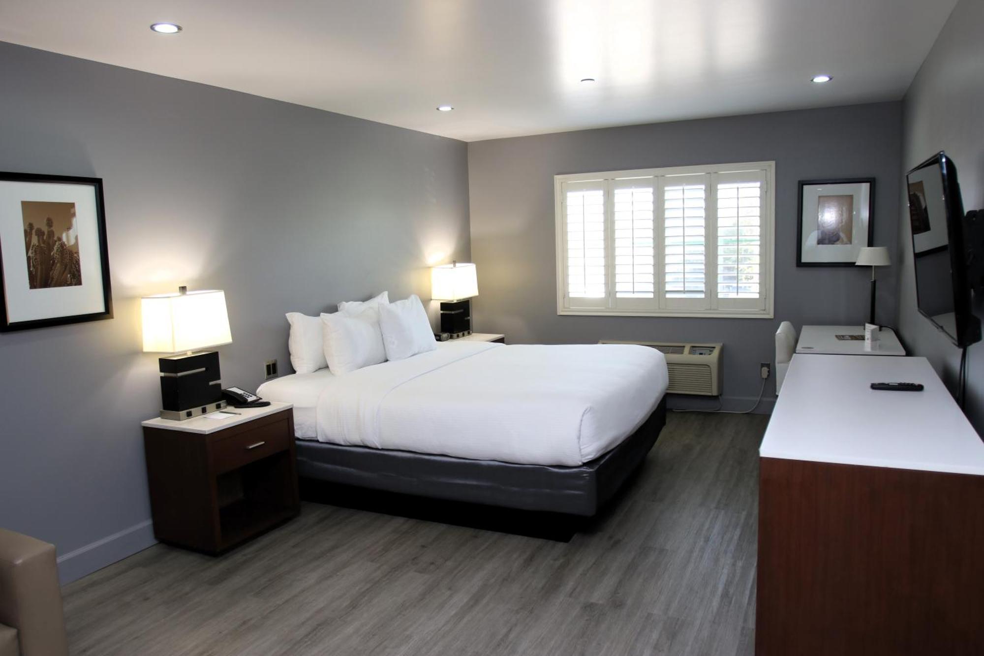 Blvd Hotel And Studios Universal-Hollywood, Ascend Hotel Collection Los Angeles Room photo